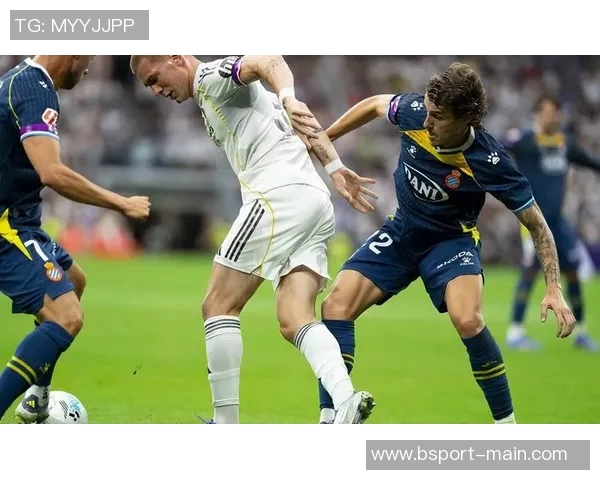 中超精彩对决切尔西逆转皇马全场回顾与精彩瞬间分享