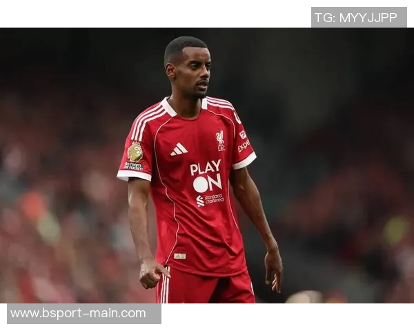 国王杯激战利物浦与曼联握手言和绝杀时刻引发全场沸腾