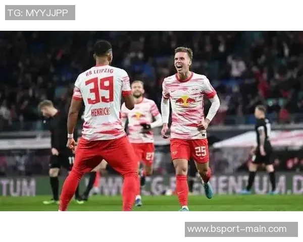 那不勒斯友谊赛大胜莱比锡五球狂潮战术解析与精彩瞬间回顾