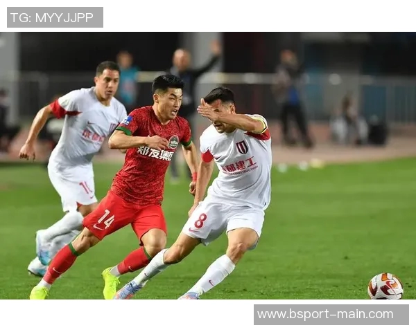 中超赛场惊现冷门那不勒斯逆转多特蒙德引发全场热议 中超赛场惊现冷门那不勒斯逆转多特蒙德引发全场热议