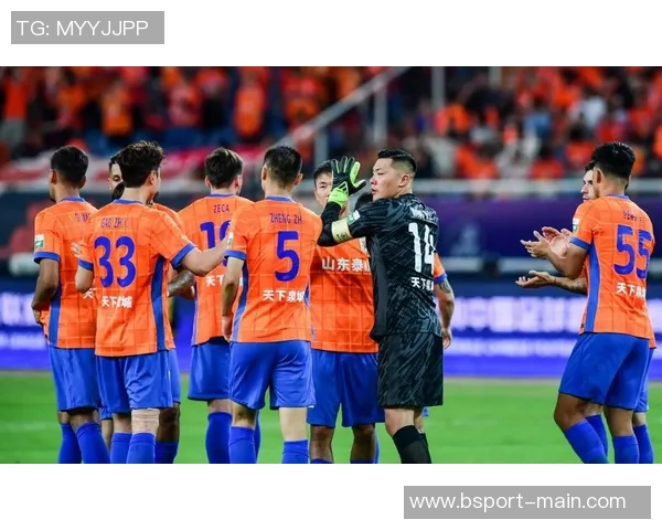 中超联赛精彩对决巴萨与AC米兰战成平局引发转会热议